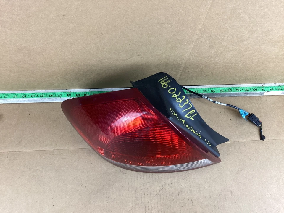 2008-2009 Ford Taurus Sedan Left Driver Side Tail Light Taillight OEM - Image 3 of 4