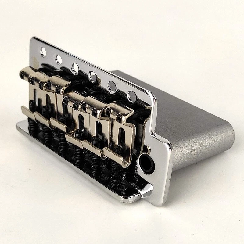 Wilkinson WOV01 vintage ST electric guitar tremolo bridge chrome