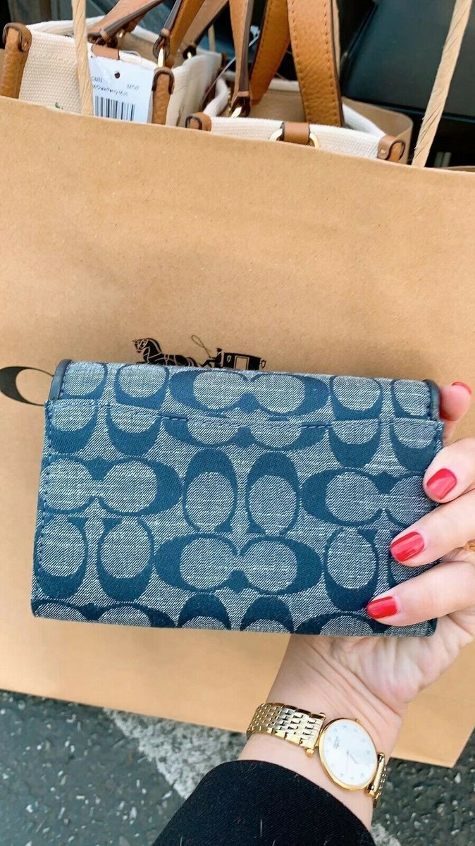 小物 Coach Kleo Wallet NWT Coach Kleo Wallet In Signature Chambray | eBay