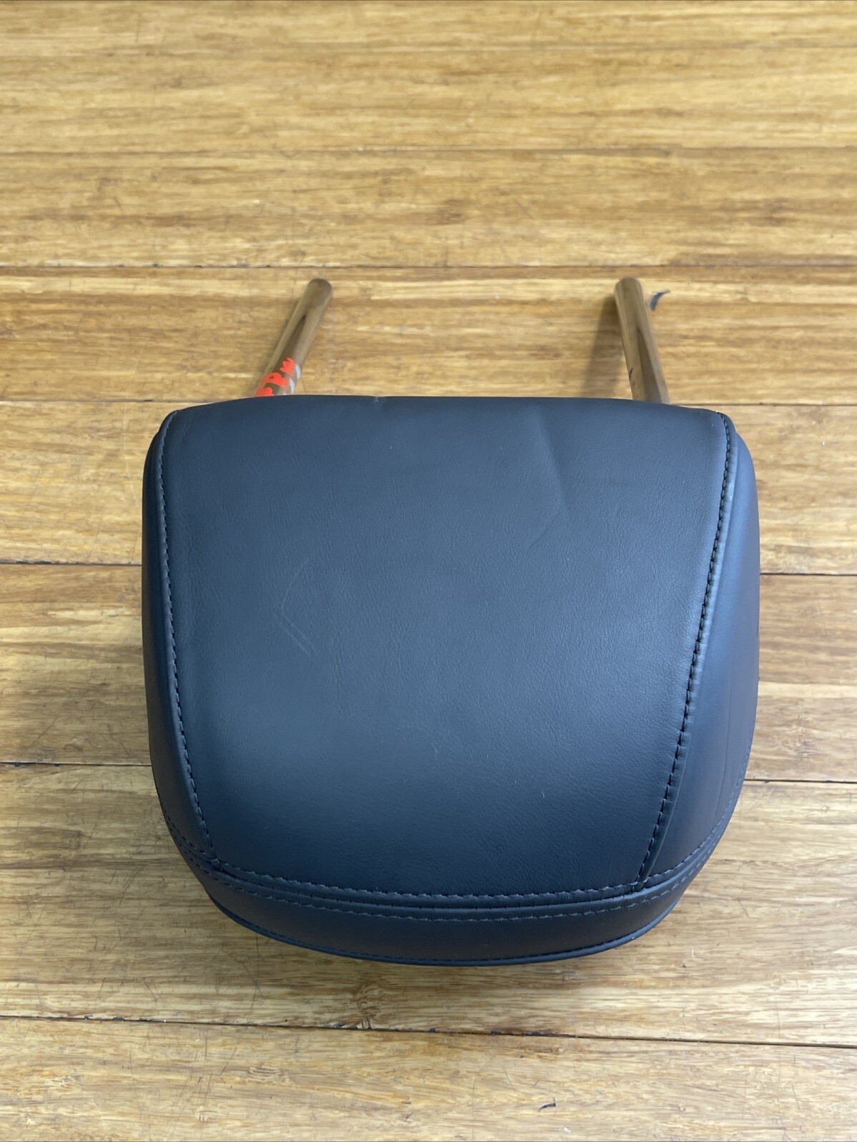 Audi R8 2011-2015 FRONT+RIGHT Headrest