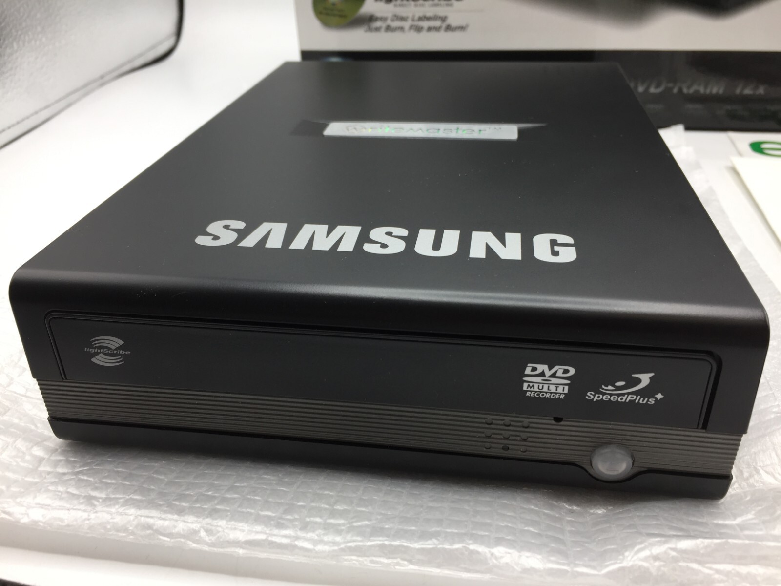 External DVDWriter/Samsung DVD Writer SuperWritemaster SES204 FREE S