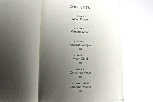 Samantha Moon : The First Four Vampire for Hire Novels, Plus the Christmas Moon - Picture 6 of 6