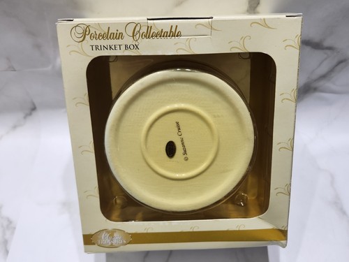 Classic Treasures Porcelain Collectible The Lord is My Shepherd Trinket Box - 第 4/9 張圖片