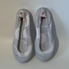 LUV DREAM FLATS SZ. Youth US 2 EU 33 Quality Shoes White Gray Light Weight