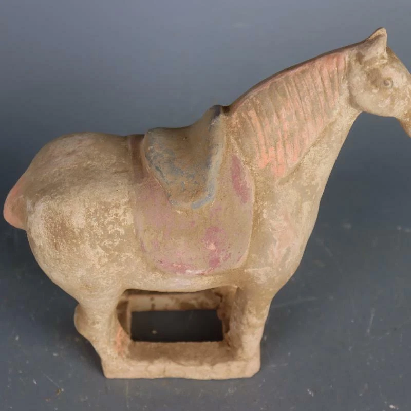 Estatua de porcelana de caballo de guerra gris cerámica esmaltada tricolor espiga china de 7,7" Foto 3 de 4