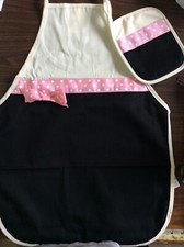 BAG WORKS EMBROIDERY BLANKS - APRON WITH RIBBON TRIM & 1 POTHOLDER