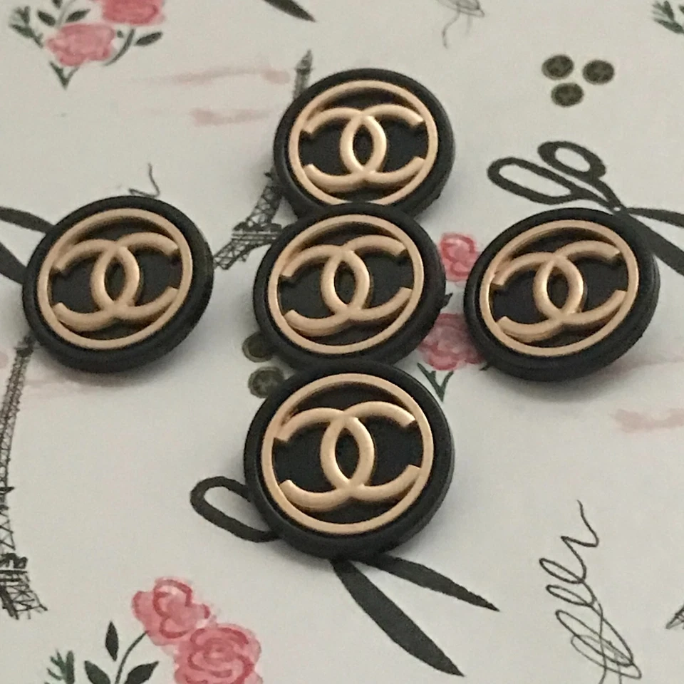 5 CHANEL BUTTONS black & Gold CC Metal Buttons 25mm 5pcs CC Button Iconic - Image 2 of 4