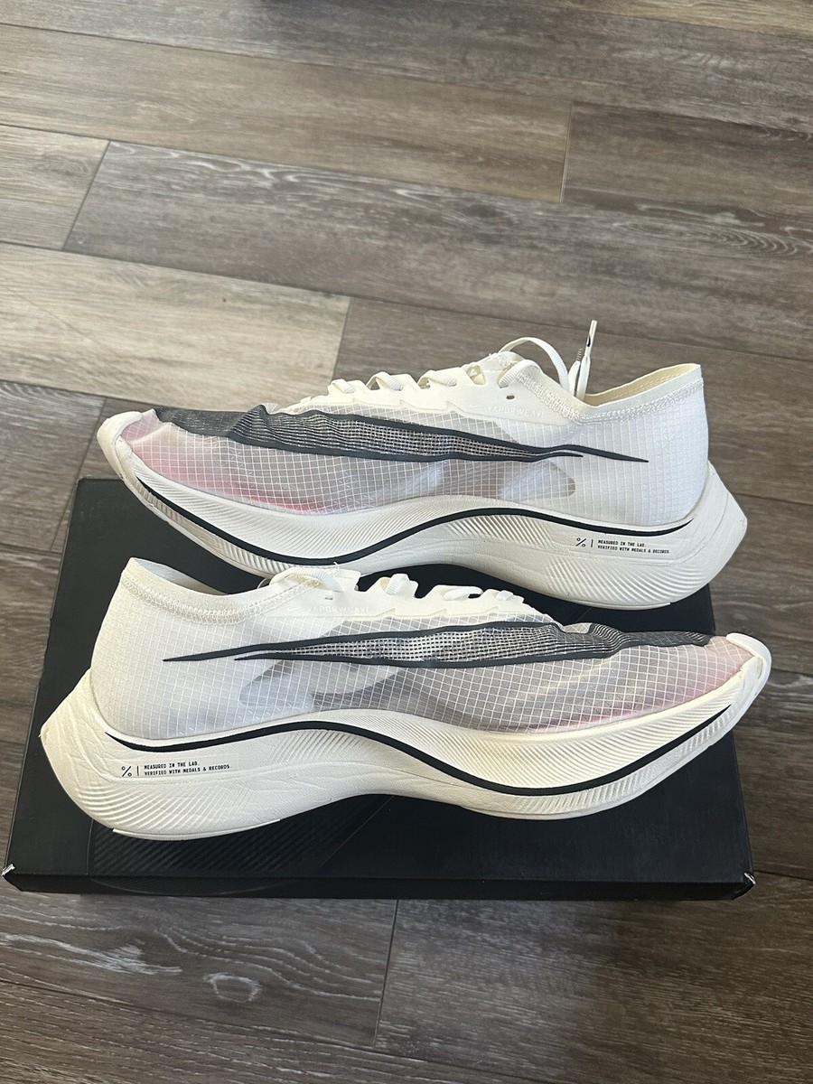NIKE(ナイキ) ZOOMX VAPORFLY NEXT% 3 25.5㎝ Size 15 - Men's Nike ZoomX Vaporfly Next% Running Shoes White
