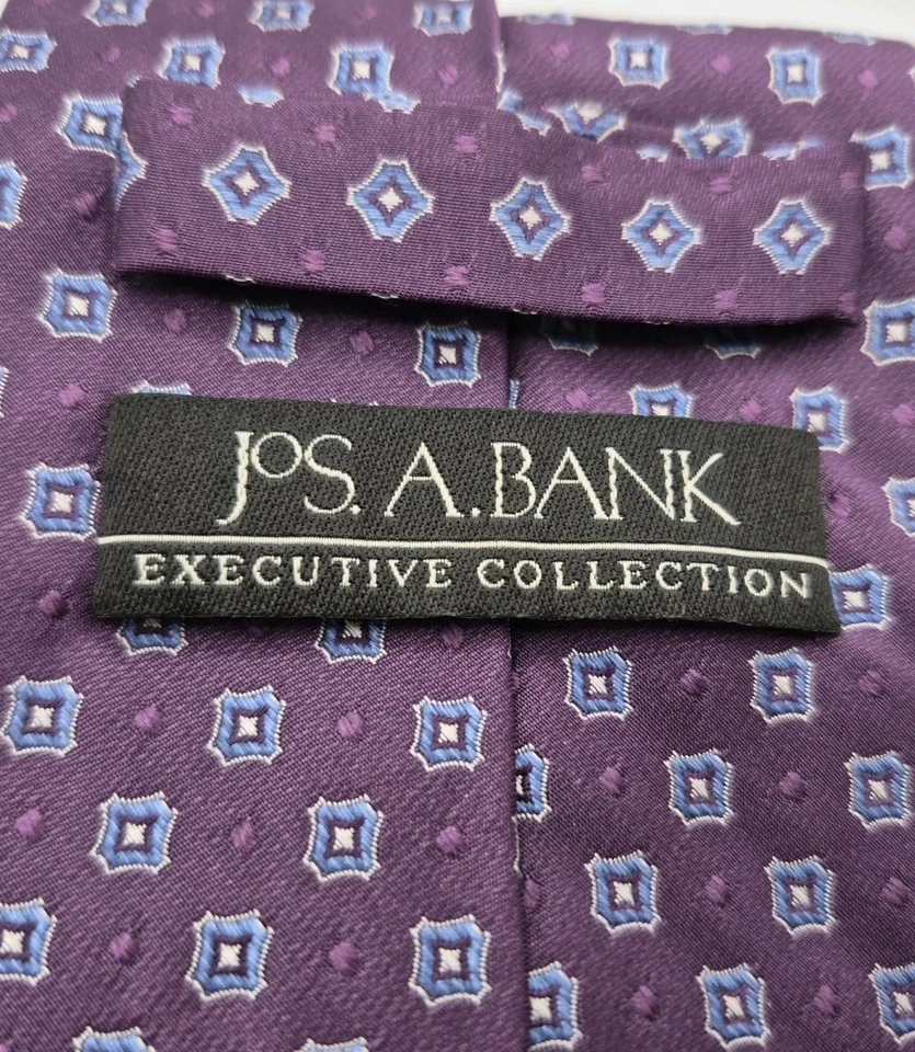 JOS. A. Corbata de seda de diseñador BANK Executive Collection púrpura usada en excelente estado Foto 3 de 4