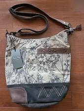 NWT Myra Bag Canvas and Leather 1525 SOLIDASTER Shoulder Bag