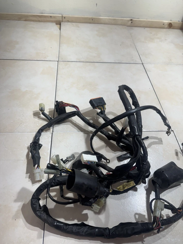 Tear elétrico chicote de fios do motor principal Yamaha FZ6R 2009-2017 - Imagem 2 de 4