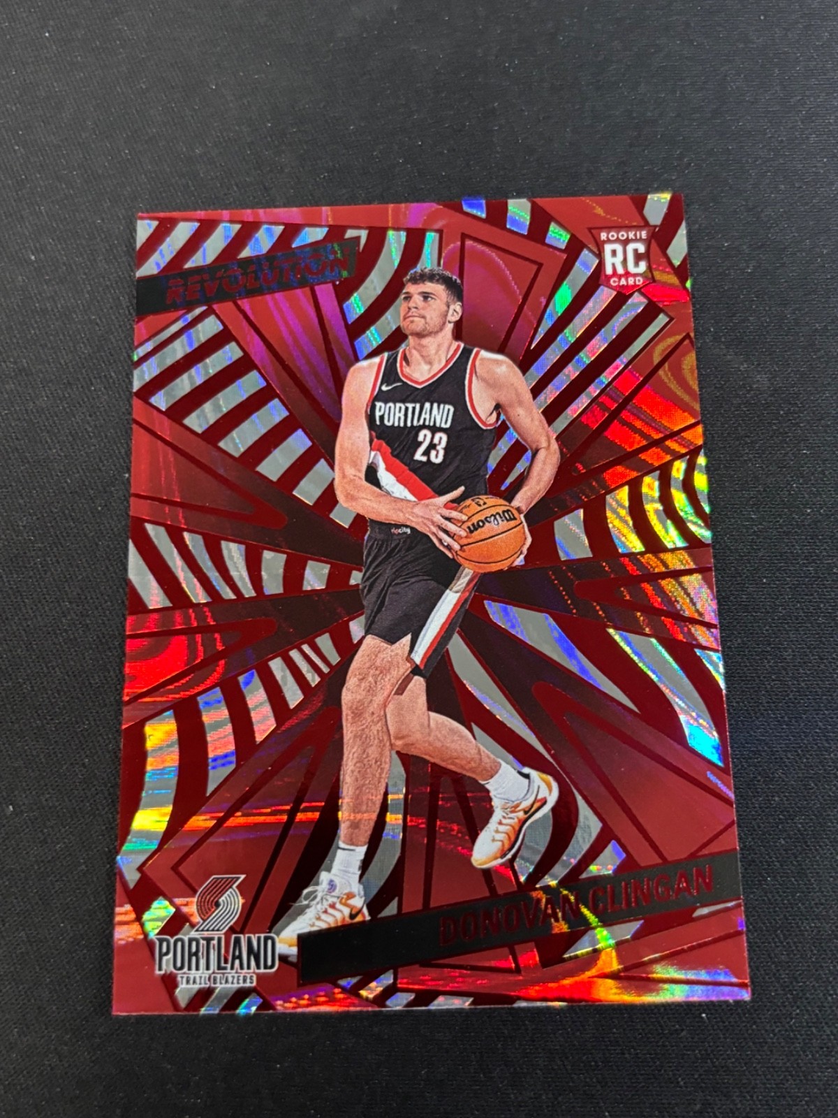 2024-25 Panini Revolution - Rookies Donovan Clingan #108 Red Swirl (RC) Blazers