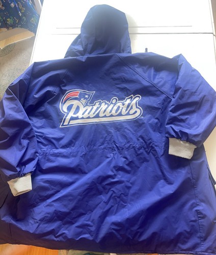 Vintage NFL Gameday New England Patriots Rain Jacket Coat Hooded Large Rare - Picture 2 of 6