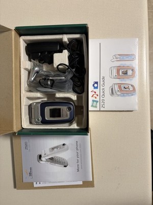 Sony Ericsson Z520a Cingular Blue/Silver Flip Phone