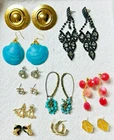 Vintage to Now  Jewelry Pierced Earrings Lot Beads Enamel Rhinestone e438