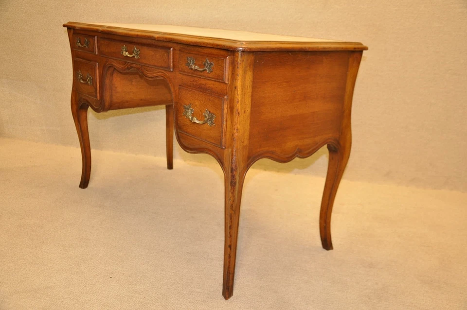 Escritorio tocador country estilo francés roble cuero blanco original de Romweber  Foto 4 de 4