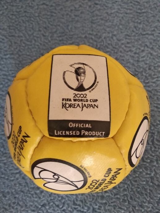 FIFA World Cup 2002 (Korea & Japan) Mini Ball 11 cm diameter