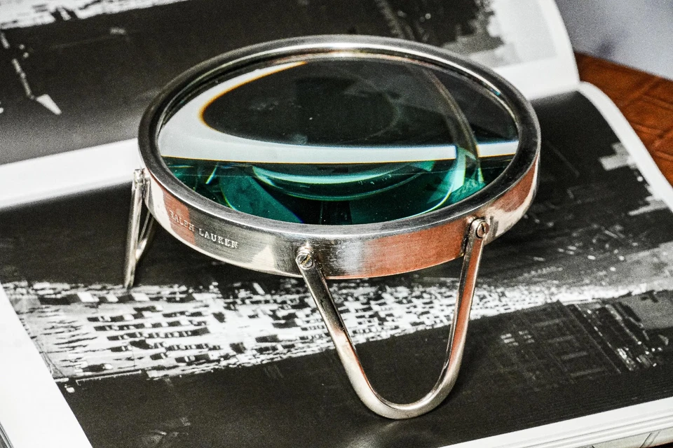 Executive Ralph Lauren Home Silverplate Desk Magnifier Magnify Glass Home Decor - Image 2 of 4