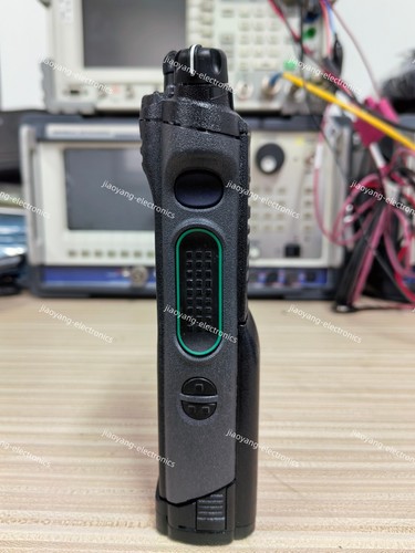 Motorola APX7000 H97TGD9PW1AN UHF R2 700/800MHz ADP AES DES (Excluding battery) - Picture 4 of 8