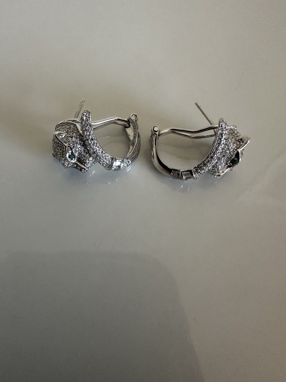 925 Earring, Head, Panther Silver 925 , And zirconia ￼Green Eye ￼ ￼