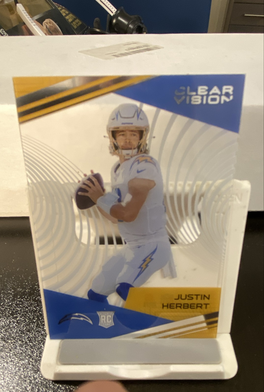 2020 Panini Chronicles - Clear Vision Rookies Justin Herbert #CV-3 (RC). 9166