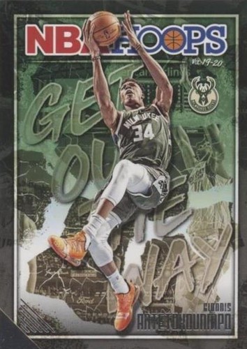 2013 Panini Hoops Giannis Antetokounmpo Chinese #147 PSA 8 Rookie
