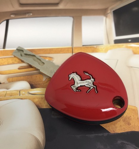 Llavero transmisor Ferrari, mando a distancia Ferrari.  Transmisor de 3 botones. - Imagen 1 de 6