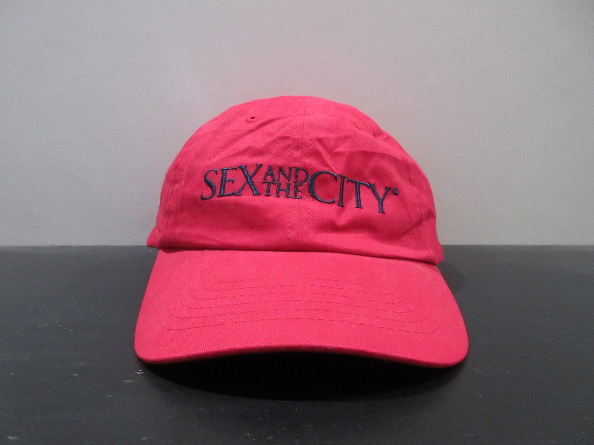 Casquette Vintage Chester Cheetah Cheetos Années 90 – Cuir, Sangle Réglable, Argentée