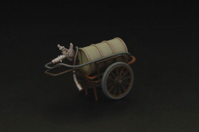 Brengun BRS72012 - 1:72 Japanese Refueling Cart - New