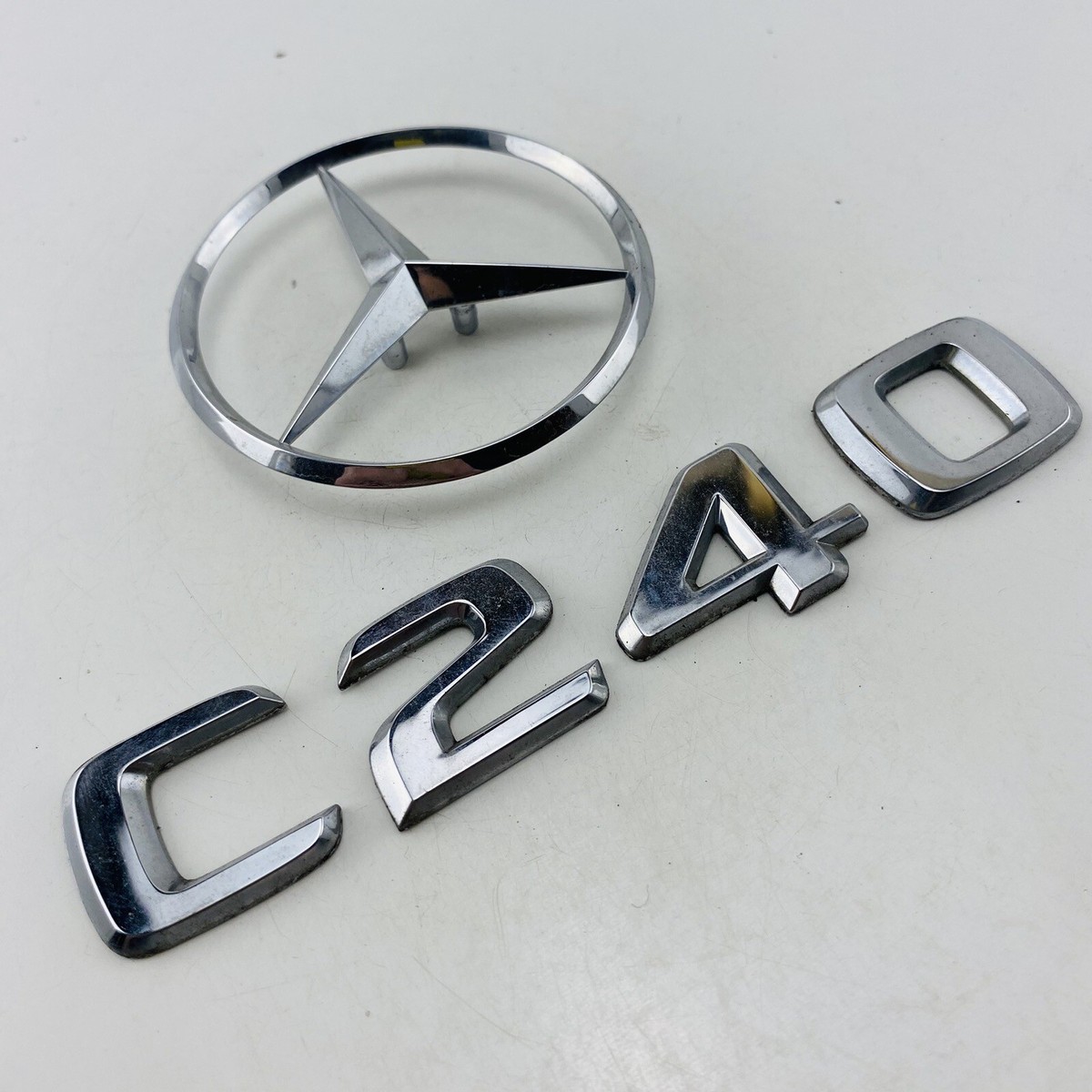 マークページ 1994-2007 Mercedes C240 Emblem Badge Logo Symbol Trunk Rear