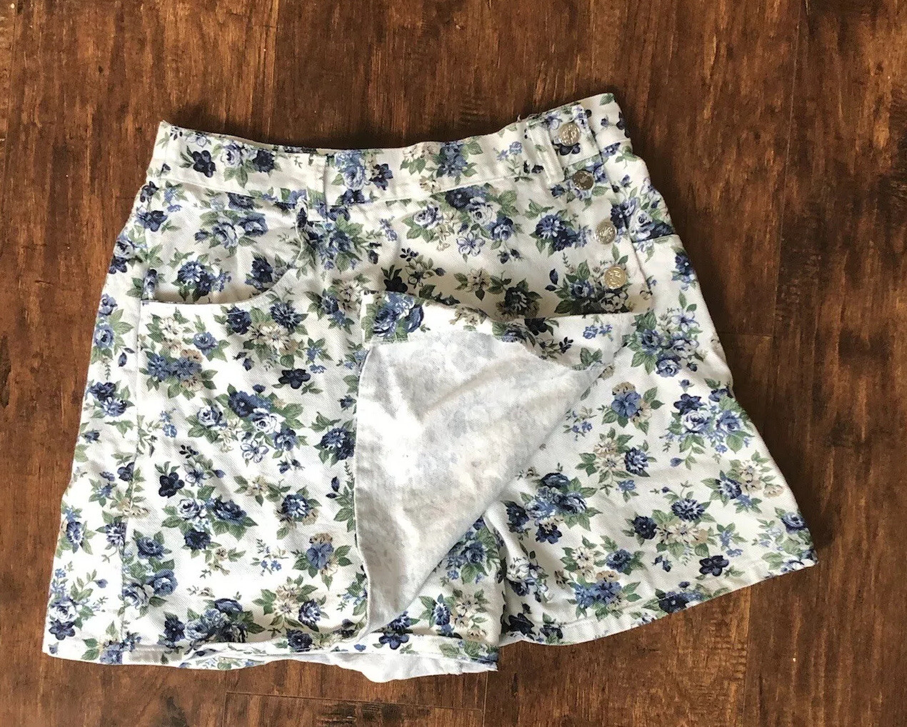 VINTAGE 90s AMY BYER  Blue Floral White Denim Sko… - image 2