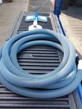 POOL VACUUM KIT - 25FT HOSE/SKIMMER BASKET ADAPTER/VACUUM HEAD - 3 PIECES