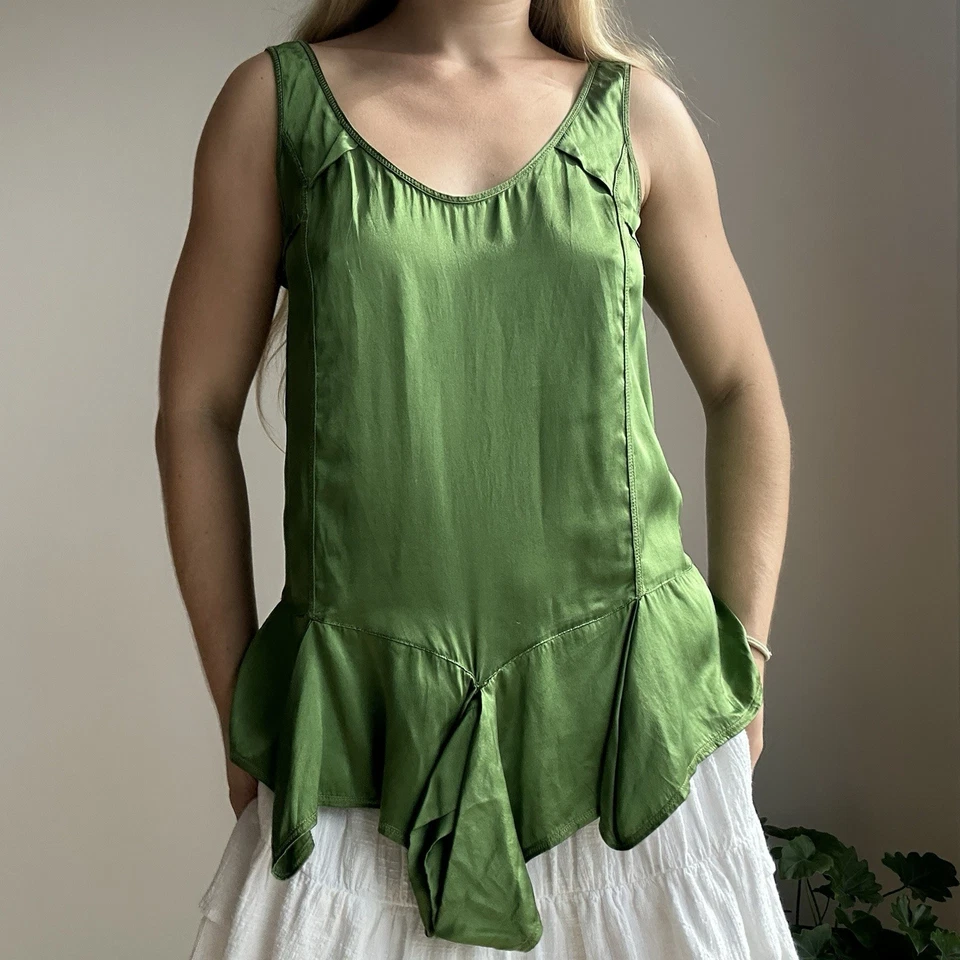 Camiseta sin mangas Twenty8Twelve para mujer 10 verde seda asimétrica cuello redondo Foto 3 de 4