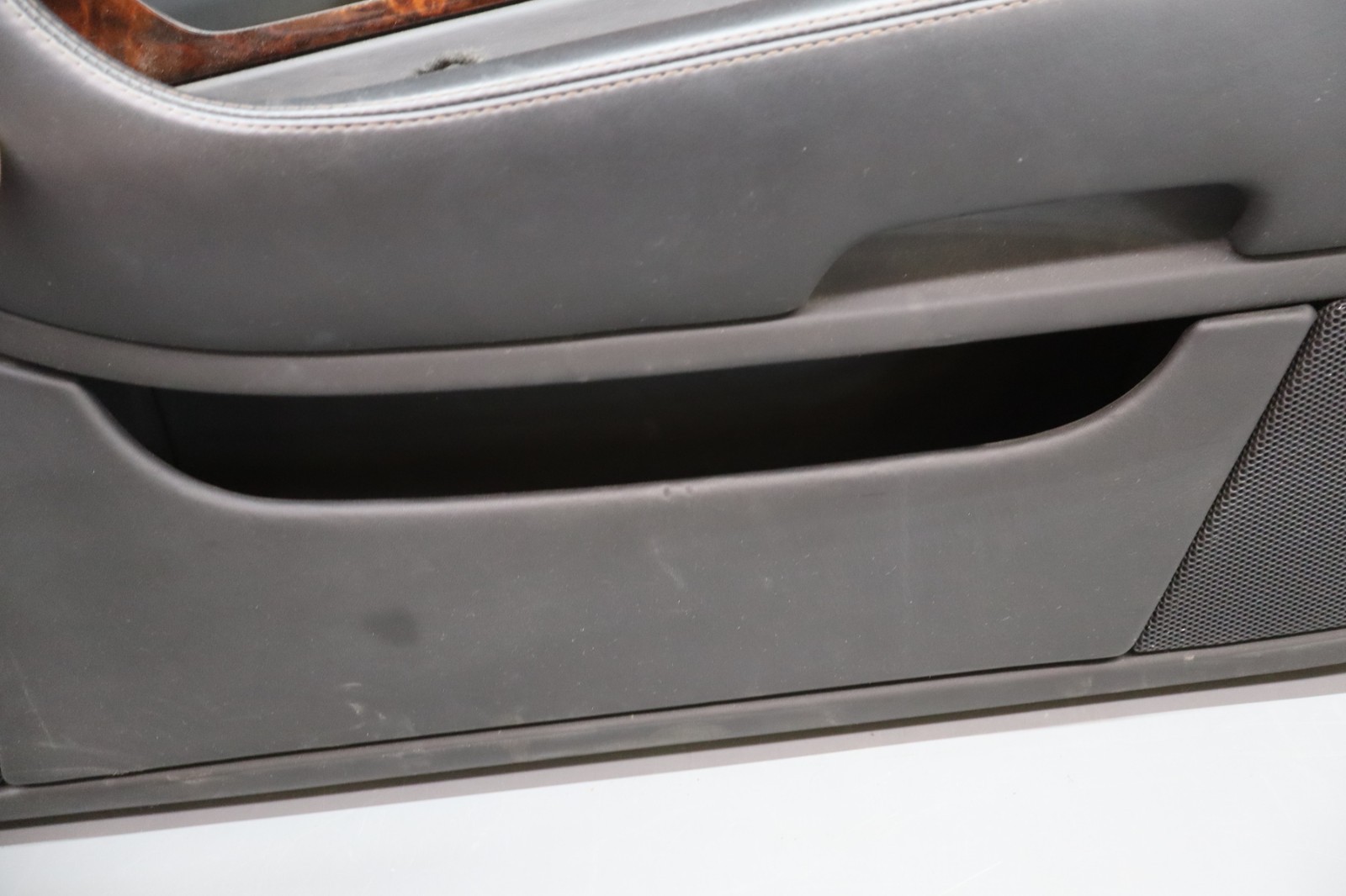 07-11 Bentley Continental GTC Convertible Right Side Interior Door Panel Oem