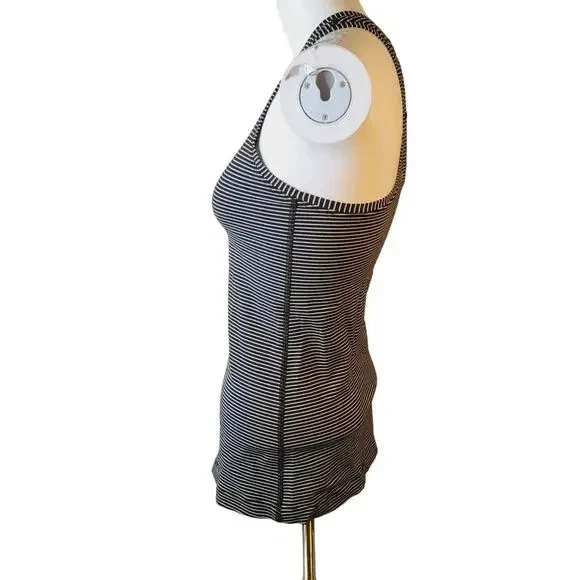 Camiseta sin mangas Lululemon XS/S para mujer a rayas elástica suave espalda deportiva cuello redondo Foto 3 de 4
