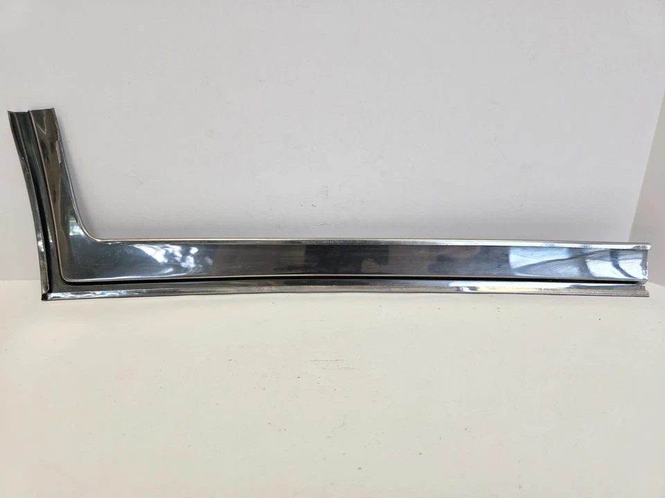 Dodge Matador Phoenix 1960 personalizado acabado exterior derecho moldura 2196276 nuevo en stock Foto 2 de 3