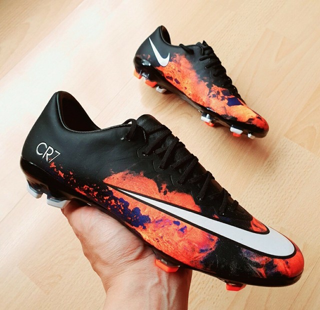 ronaldo football shoe