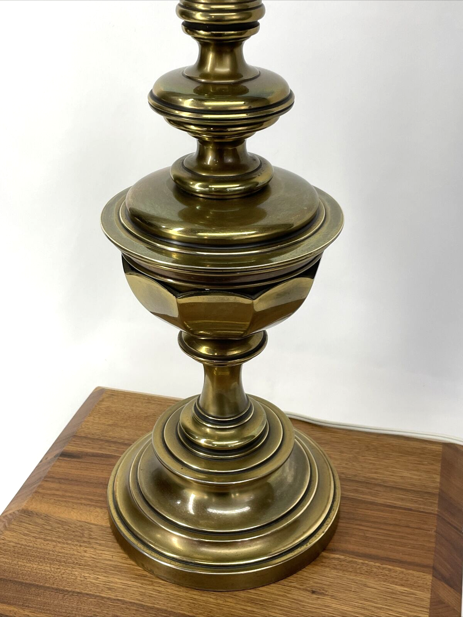 Vtg LARGE Brass Table Lamp MCM Stiffel Rembrandt Styl Vtg LARGE Brass Table Lamp MCM Stiffel Rembrandt Styl