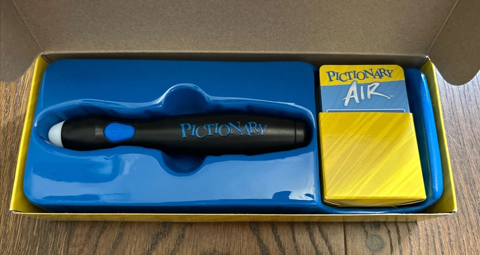 Pictionary Air Family Drawing Game by Mattel (8yrs+) ~ VGC Kids Xmas Fun - Image 3 of 4