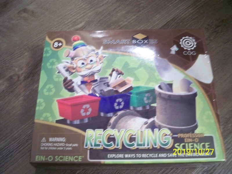 BRAND NEW! PROFESSOR EIN-O SCIENCE LEARN TO RECYCLE KIT!
