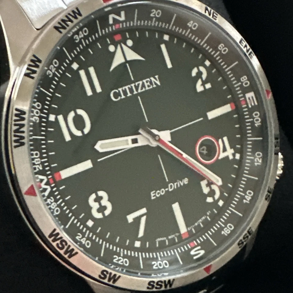 Reloj para hombre Citizen Eco-Drive AVION de acero inoxidable BM7551-50X X NUEVO PRECIO DE VENTA SUGERIDO POR EL FABRICANTE $325 Foto 2 de 4