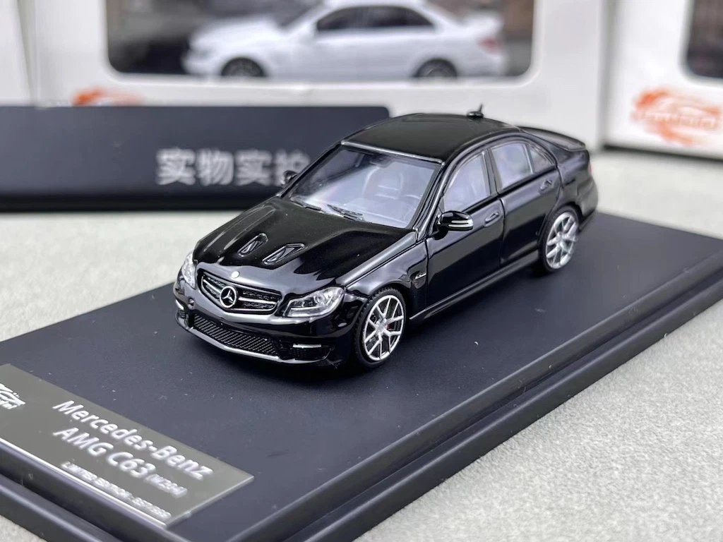 メルセデス ベンツ C63 & E63 1/64 ミニカー 黒 2台 メルセデス ベンツ C63 & E63 1/64 ミニカー 黒 2台 - メルカリ