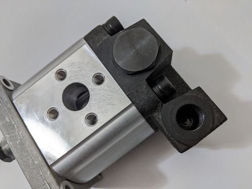Hydraulikpumpe passt für New Holland F140, F130 DT, F140 DT, F130 - Picture 8 of 9