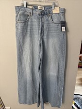 Universal Thread Women's Mid Rise Super Wide Leg Jeans Size 10 NWT Light Wash