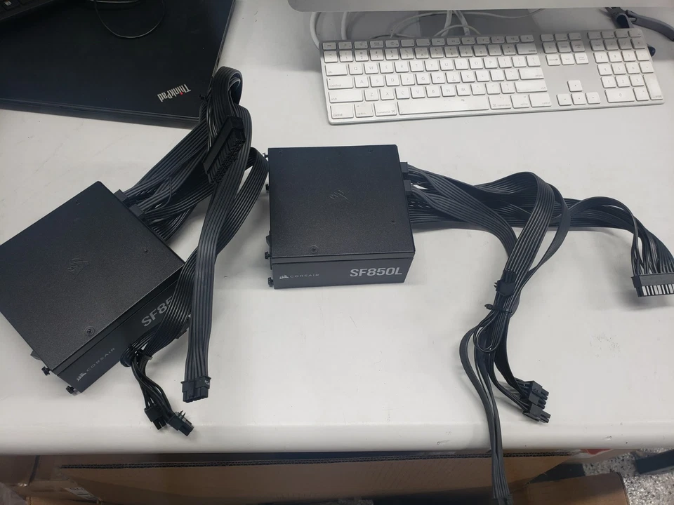 Corsair SF-L Series™ SF850L Fully Modular Low-Noise SFX Power Supply - Image 3 of 4