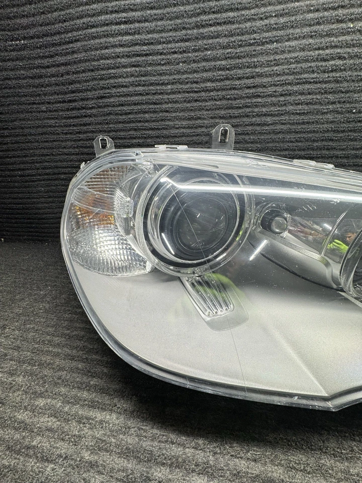 ✅2010 - 2013 BMW E70 E71 X5M X6M Right Side Dynamic Adaptive Xenon HID Headlight - Image 4 of 4