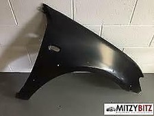 Fender Wing Front Right With Side Lamp + Flare Holes for L200 KB4T Series 4 2.5 
