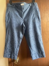 LOFT Ann Taylor Women s Blue on Blue Floral Textured Capris Pants - Size 12P
