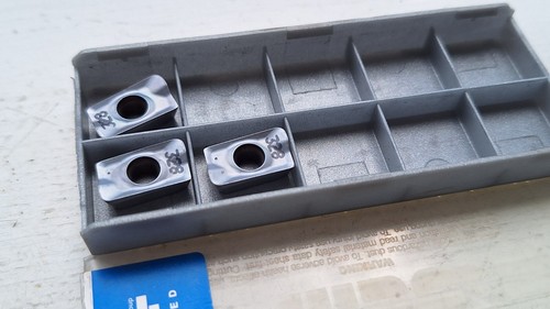 3 Iscar carbide inserts APKT 160416R-HM IC328 ( APKT160416 R HELIMILL stainless - Picture 1 of 2