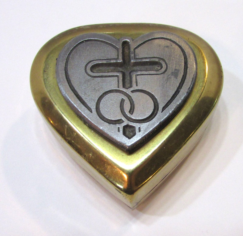 Vintage Pewter Brass Heart Shape Christian Marriage Cross Wedding Ring Saver Box